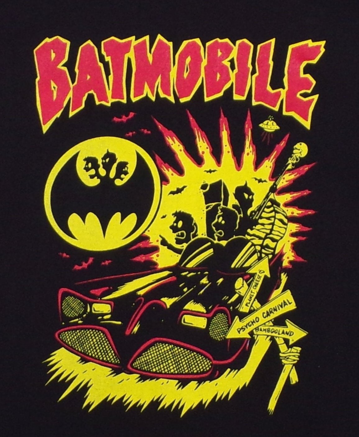 New ’Batmobile - Psycho Carnival’ Unisex Silkscreen T-Shirt. Available From Small-2XL. - Men’s Short Sleeve Shirt