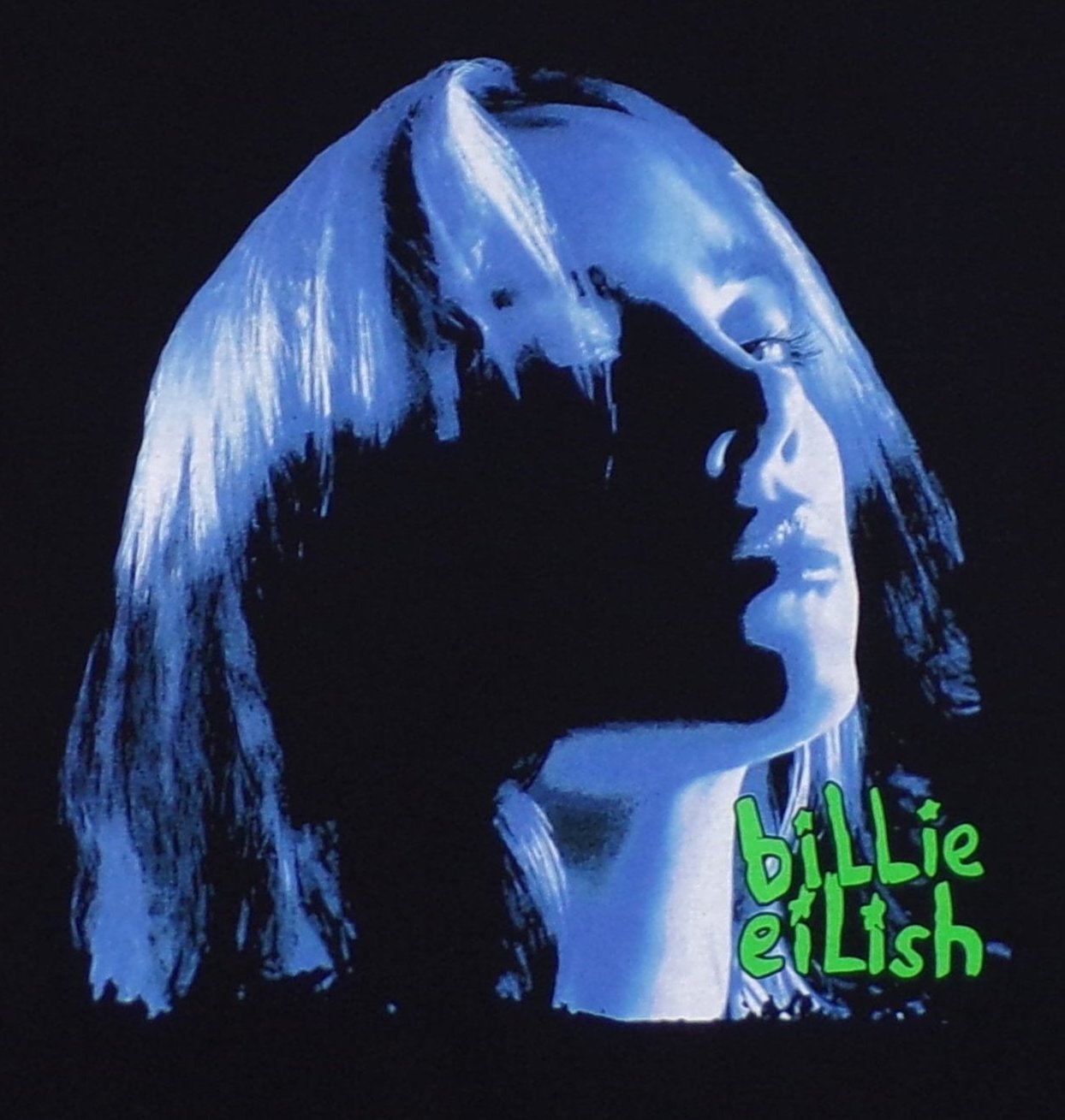 New ’Billie Eilish - Blue Tint’ Unisex Silkscreen T-Shirt. Available From Small-3XL. - Men’s Short Sleeve Shirt