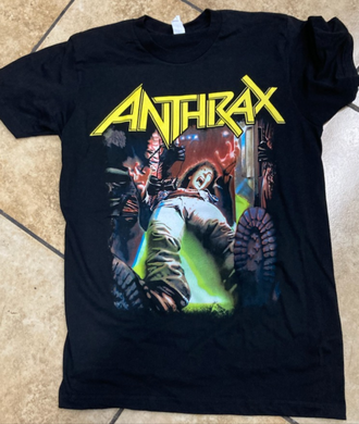 Showcase your love for Anthrax with this premium, soft fabric band tee. Featuring a bold graphic on the front, it’s pre-shrunk to maintain its shape and designed with a smooth, vintage-inspired finish for ultimate comfort. Perfect for everyday wear.