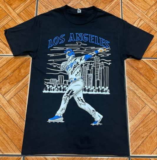 ’Los Angeles Dodgers - Homerun Swing’ Available From Small-3XL. - Small - Men’s Short Sleeve Shirt