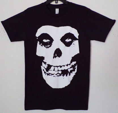 Misfits Fiend Skull Unisex T-Shirt – Classic Horror Punk Band Tee, available in Small to 3XL. Soft cotton, silkscreen print, perfect for punk rock fans.