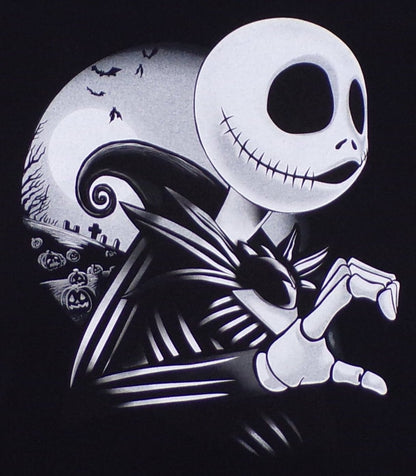 New ’Jack Skellington Half Heart’ Men’s Silkscreen T-Shirt. Available From Small-3XL. - Men’s Short Sleeve Shirt