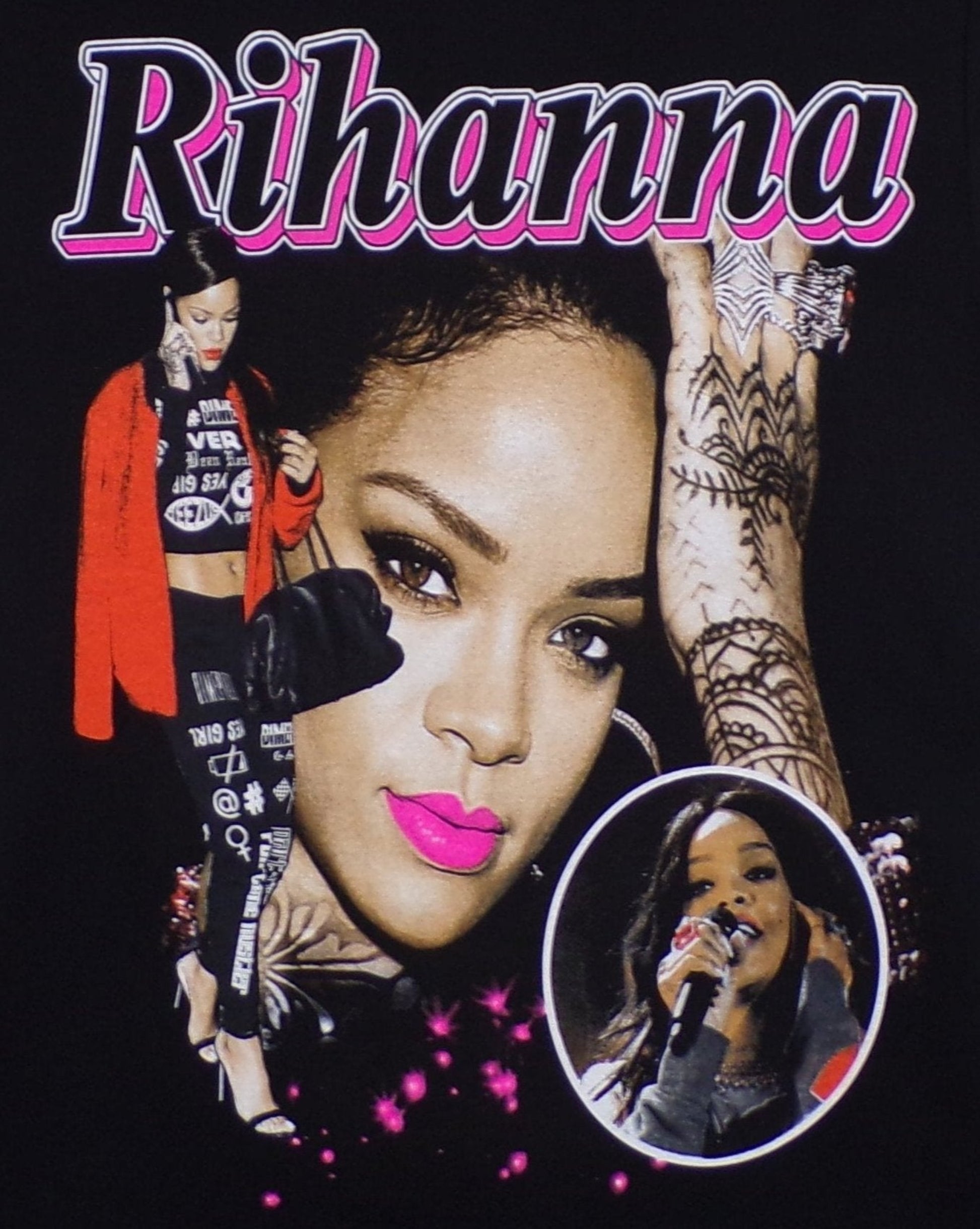 New ’Rihanna - Pink Lipstick’ Unisex Silkscreen T-Shirt. Available From Small-3XL. - Men’s Short Sleeve Shirt