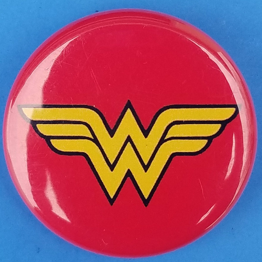 New ’Wonder Woman Button Set Of 5.’ Fashion Buttons Are 1.25 Inches In Size. - Button’s