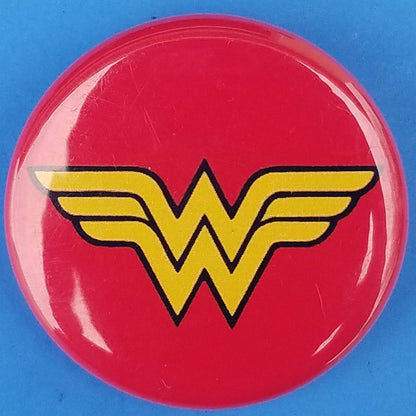 New ’Wonder Woman Button Set Of 5.’ Fashion Buttons Are 1.25 Inches In Size. - Button’s