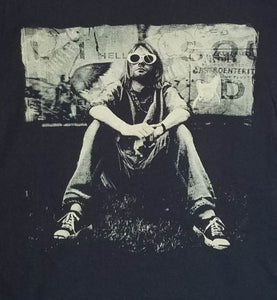 new kurt cobain sitting mens silkscreen t-shirt available from small-3xl women unisex nirvana music men grunge apparel adult shirts tops